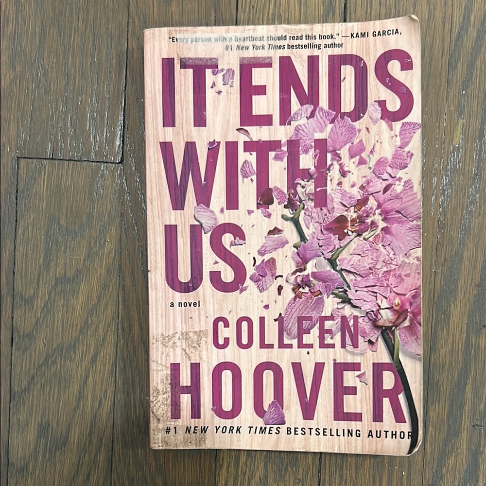 'It Ends With Us' Novel - Pink Cover
